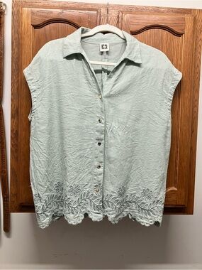 Anne Klein Sage Green Button-Front Embroidered Hem Top